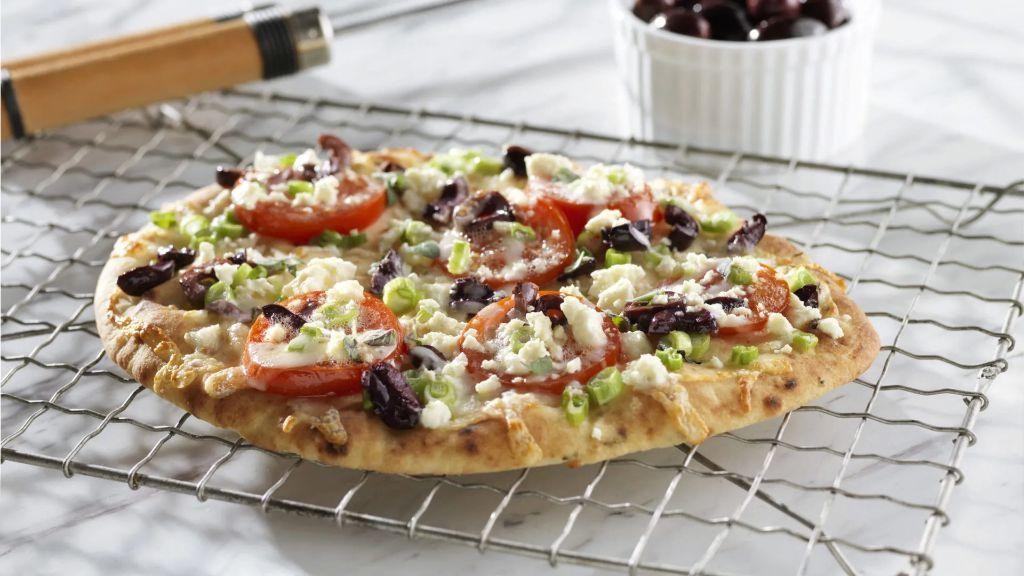 Greek Style Naan Pizza