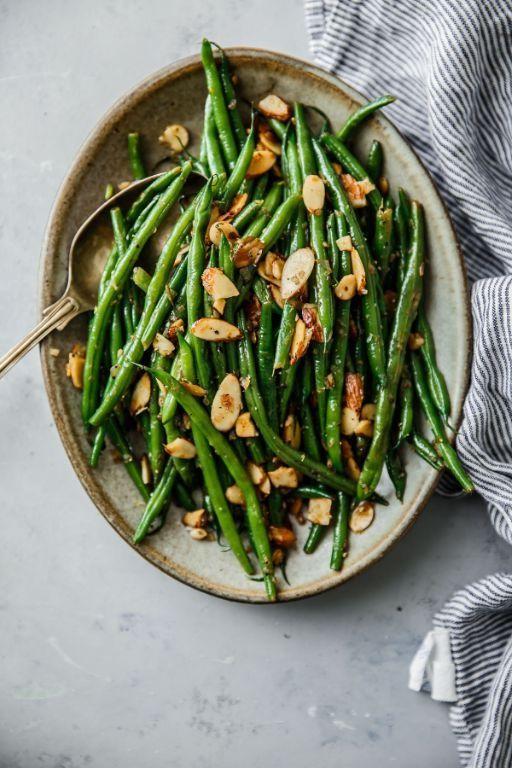 Green Beans with Toasted Almonds