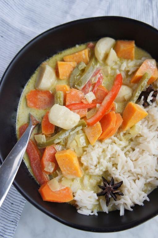 Green Curry Goose with Chestnuts