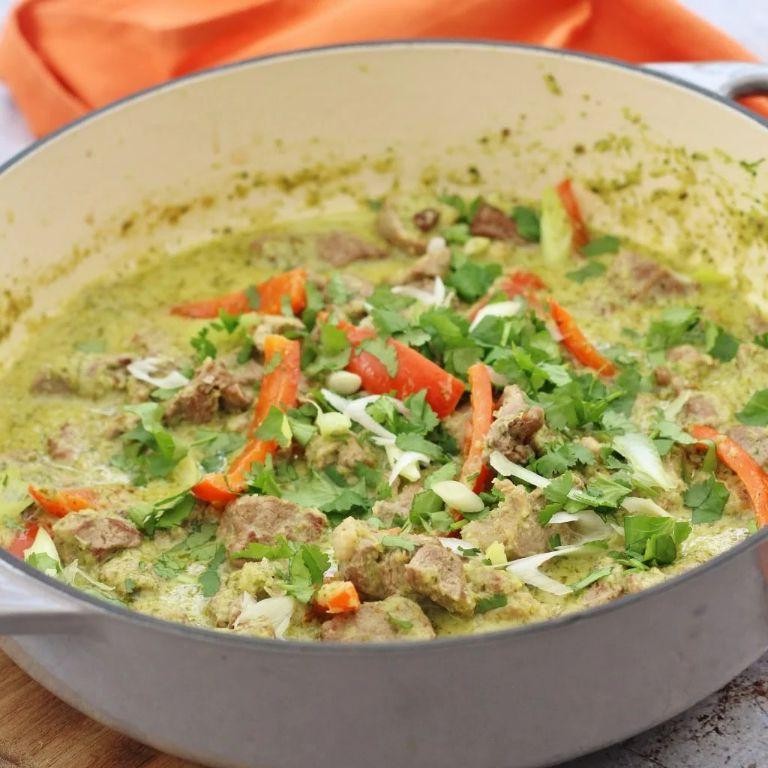 Green Curry Lamb with Peas