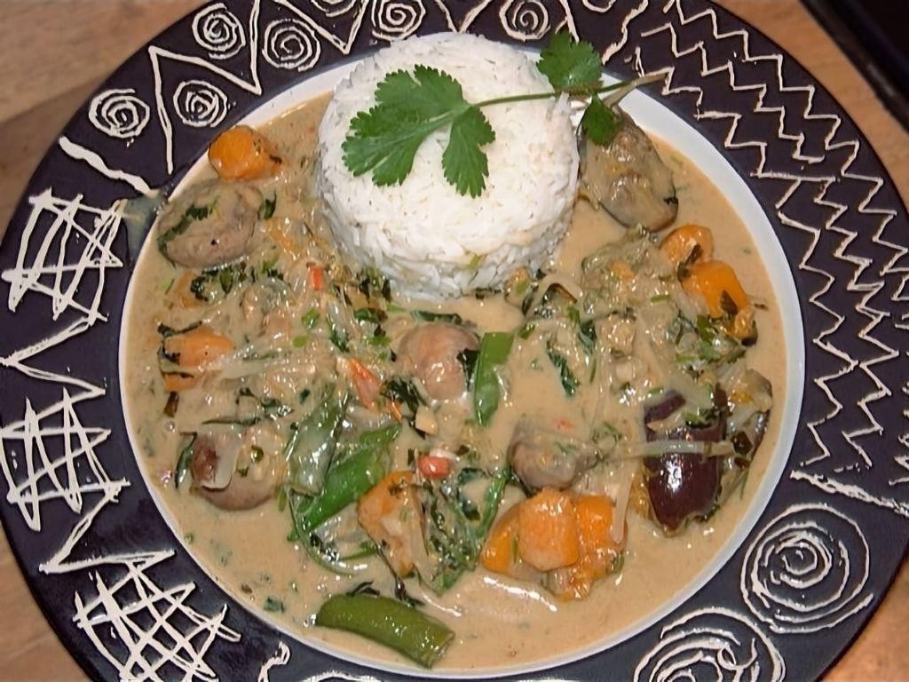Green Curry Rabbit with Carrots