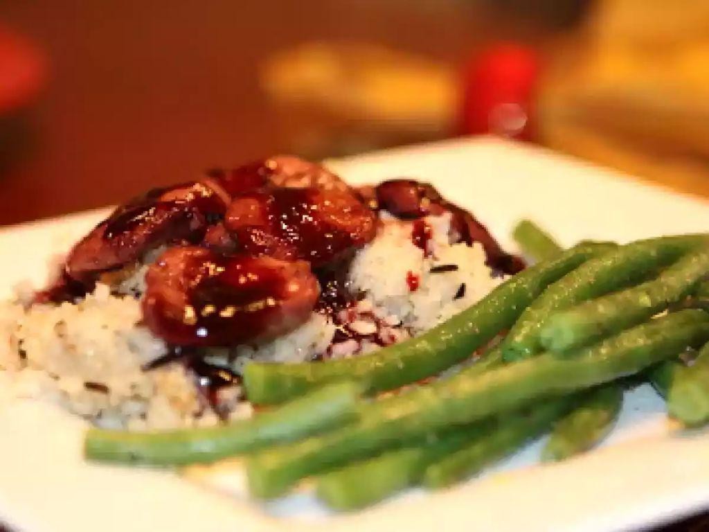 Grilled Quail with Blackberry Sauce