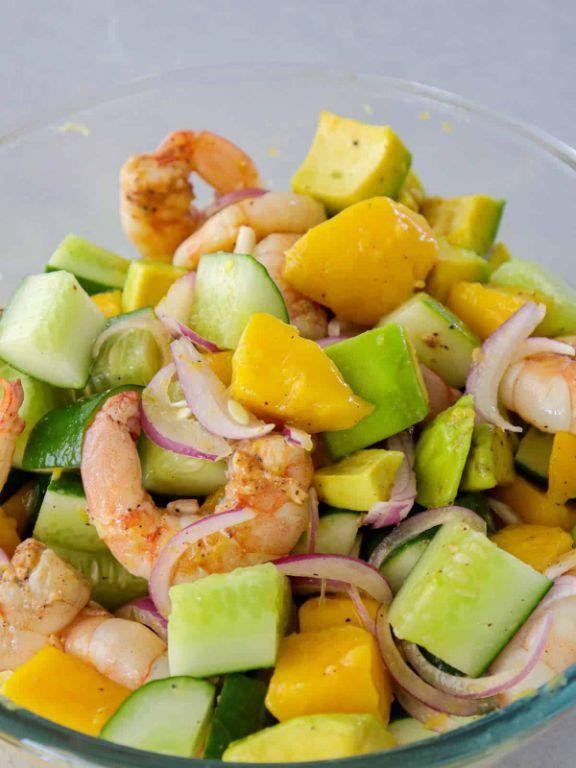 Grilled Shrimp and Mango Salad