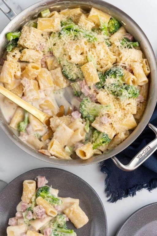 Ground Ham and Broccoli Alfredo