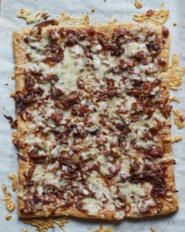 Gyro Flatbread with Caramelized Onions