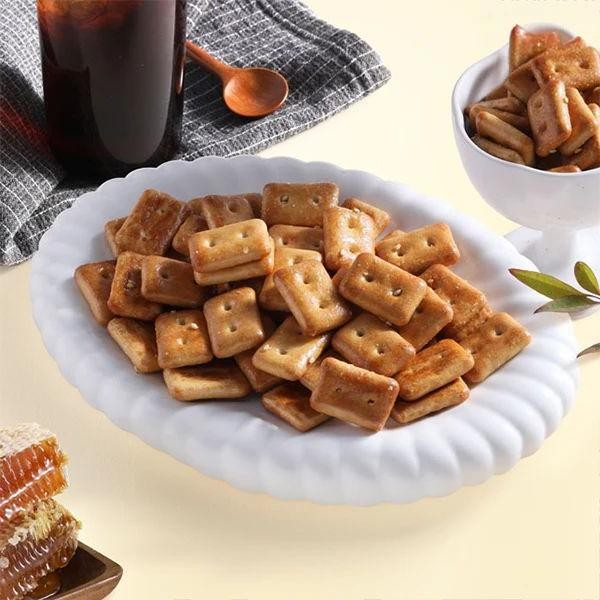Hardtack with Honey