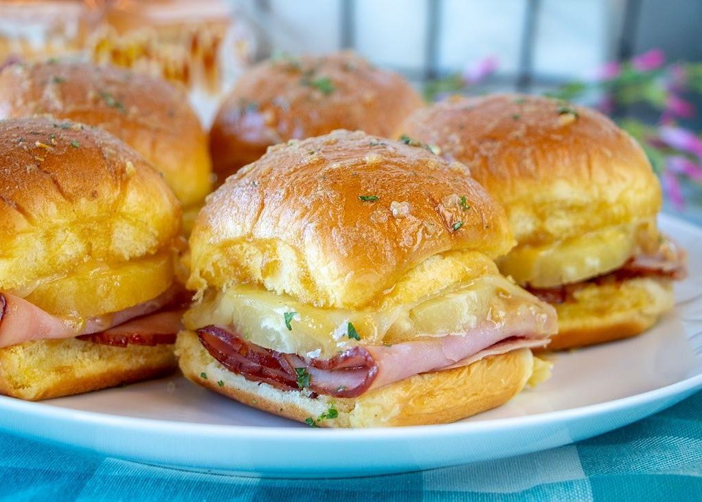 Hawaiian Ham and Pineapple Sliders