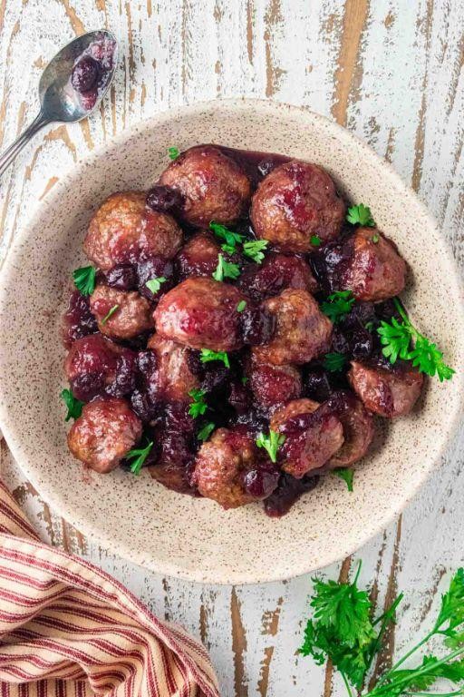 Healthy Cranberry Turkey Meatballs
