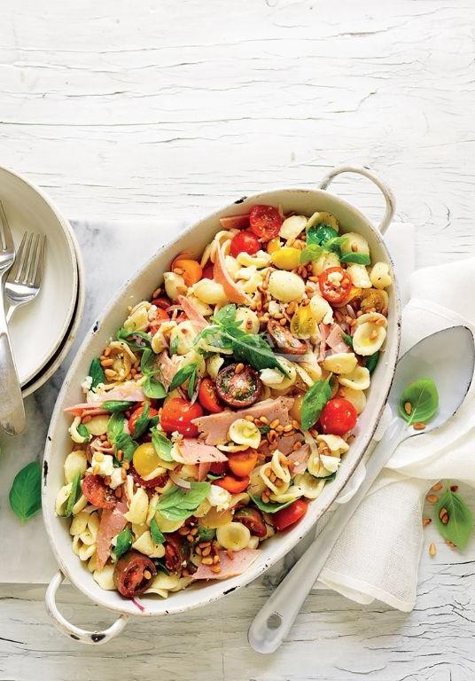 Healthy Ham and Tomato Basil Salad