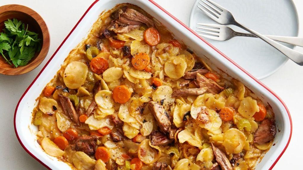 Hearty Canned Roast Beef and Potato Casserole