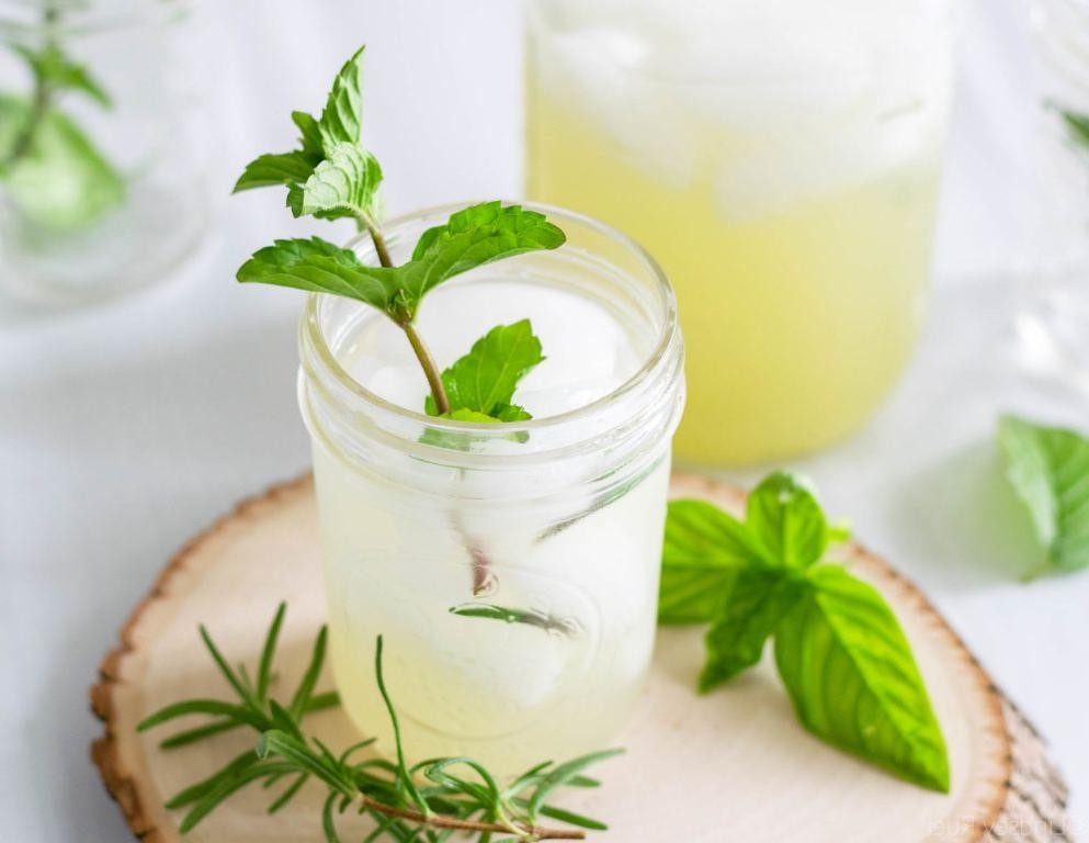 Herbal Limeade with Basil