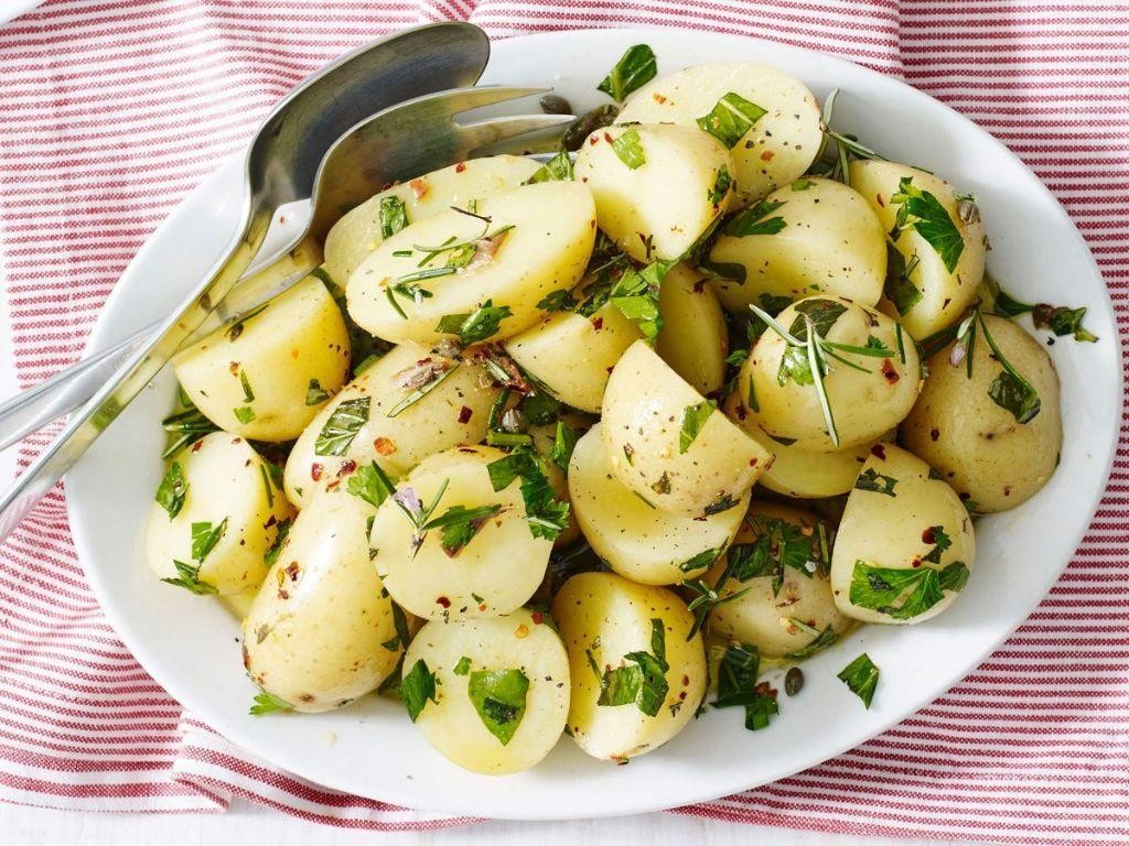 Herbed Boiled Potatoes with Olive Oil