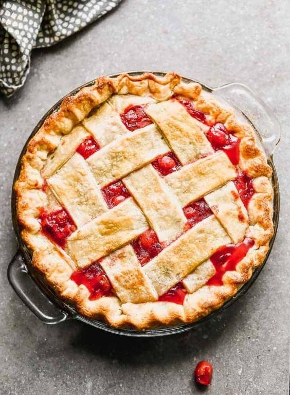 Homemade Christmas Cherry Pie