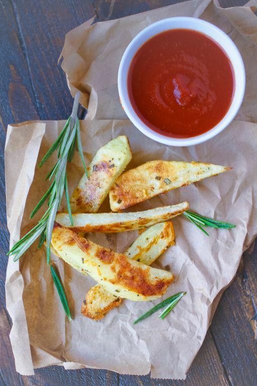 Homemade Ketchup with Rosemary