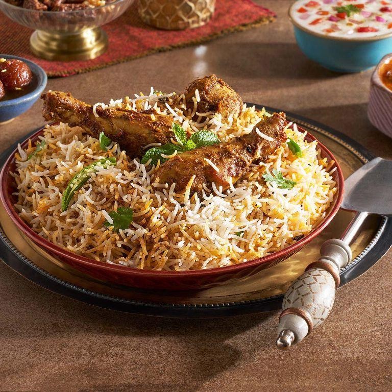 Hyderabadi Whole Chicken Dum Biryani