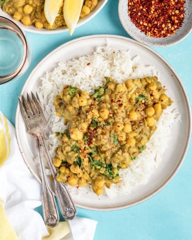 Instant Pot Lentil and Chickpea Curry