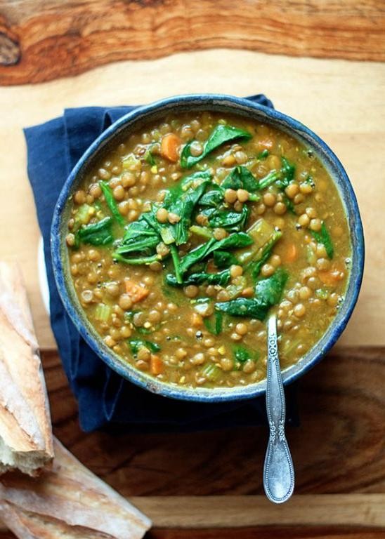 Instant Pot Lentil and Spinach Soup