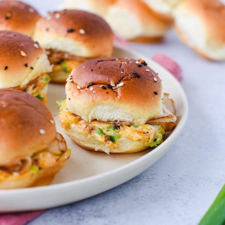 Jalapeño Popper Sliders