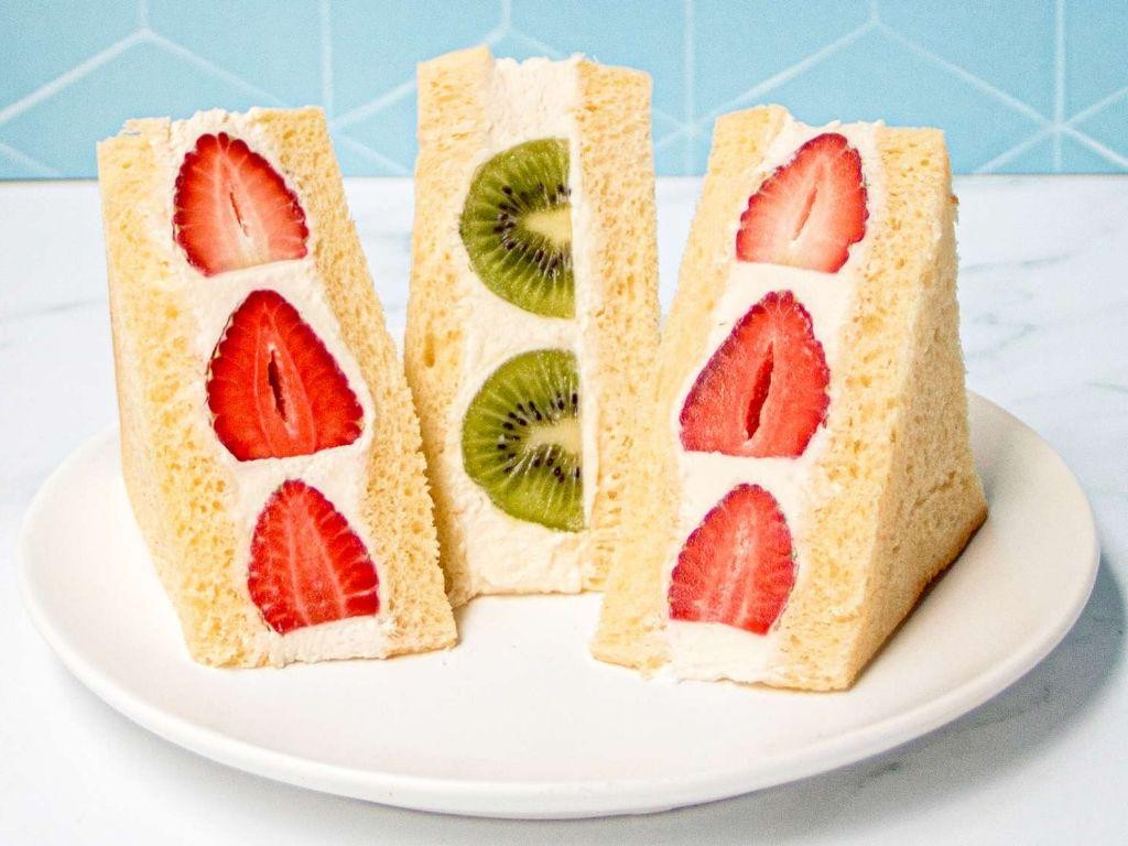 Japanese Fruit Sandwich
