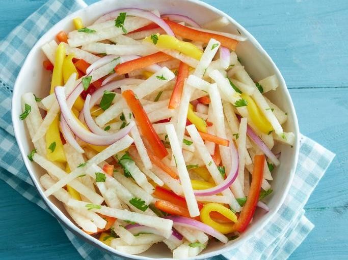 Jicama and Mango Wraps with Lime Dressing