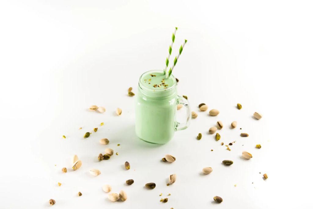 Keto Chow Matcha Green Tea Smoothie