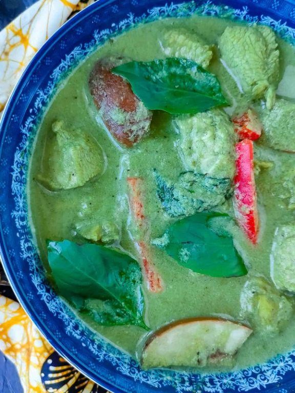 Keto Chow Thai Green Curry