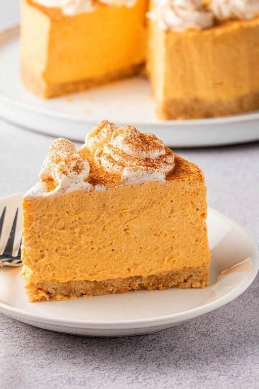 Keto Pumpkin Cheesecake