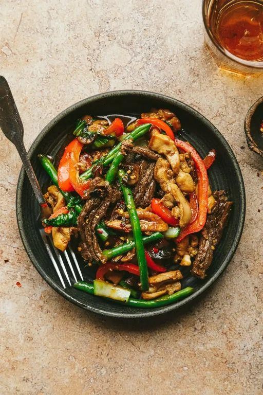 Keto Steak Stir-Fry with Low-Carb Vegetables