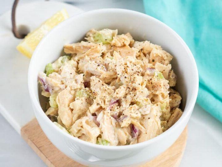 Keto Tuna Salad with Greek Yogurt Dressing