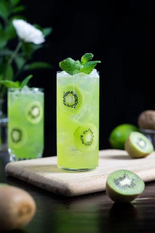Kiwi Limeade Refresher