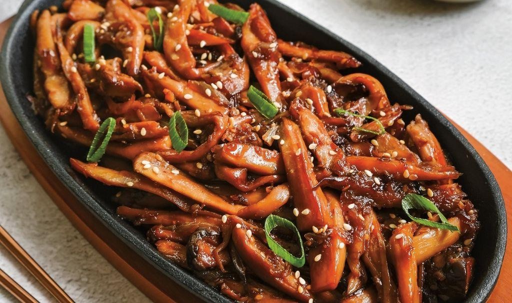 Korean Vegan Bulgogi with Mushrooms