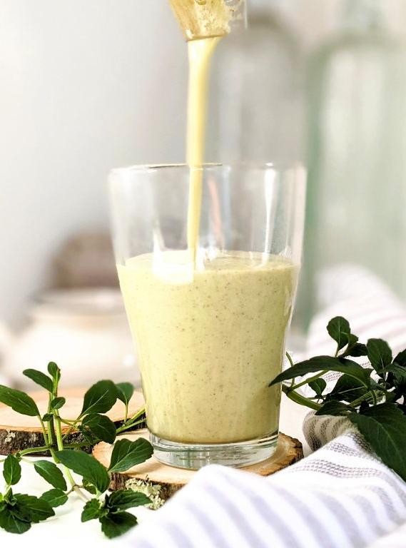 Lemon Balm Smoothie