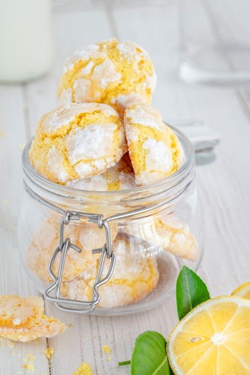 Lemon Crinkle Cookies in a Jar