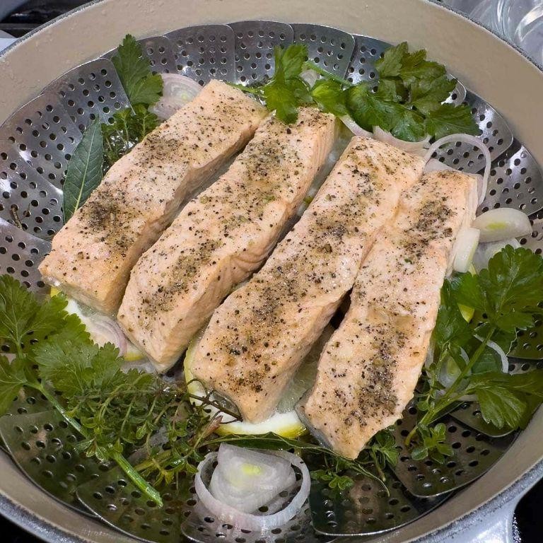 Lemon Herb Seafood Steamer Pot