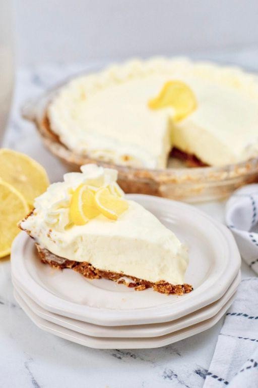 Lemon Mousse Pie