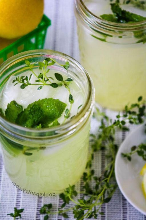 Lemon Thyme Lemonade