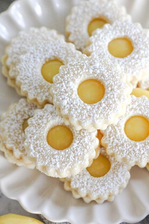 Linzertorte with Lemon Curd