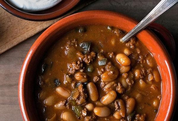 Llama Chili with Beans