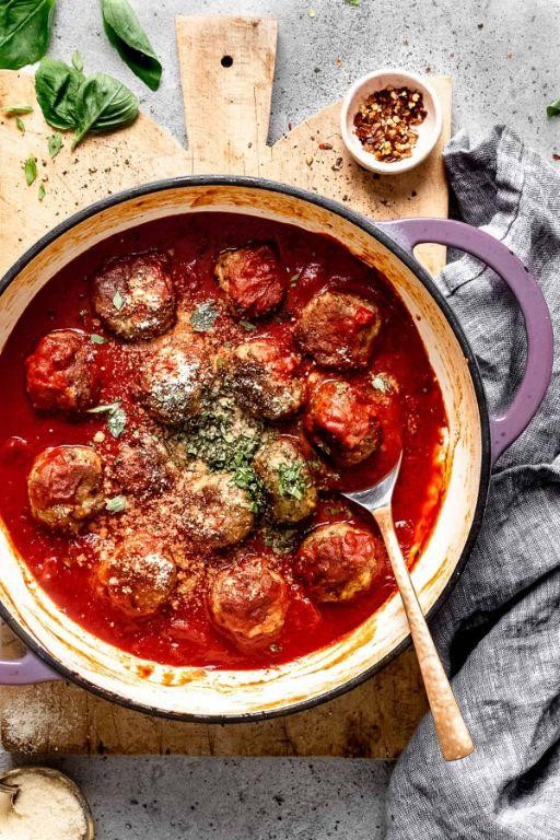 Llama Meatballs in Tomato Sauce