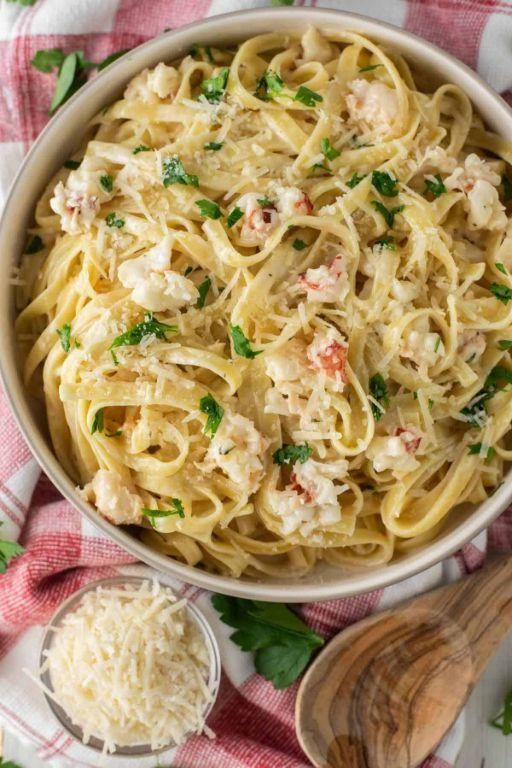 Lobster Alfredo Pasta