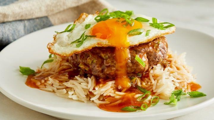Loco Moco with a Spicy Sriracha Mayo