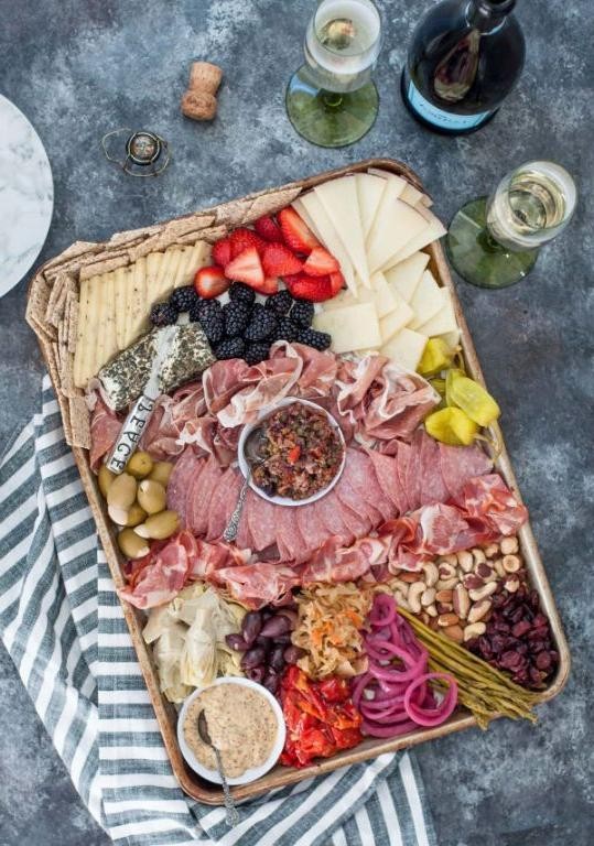 Low-Carb Charcuterie Board