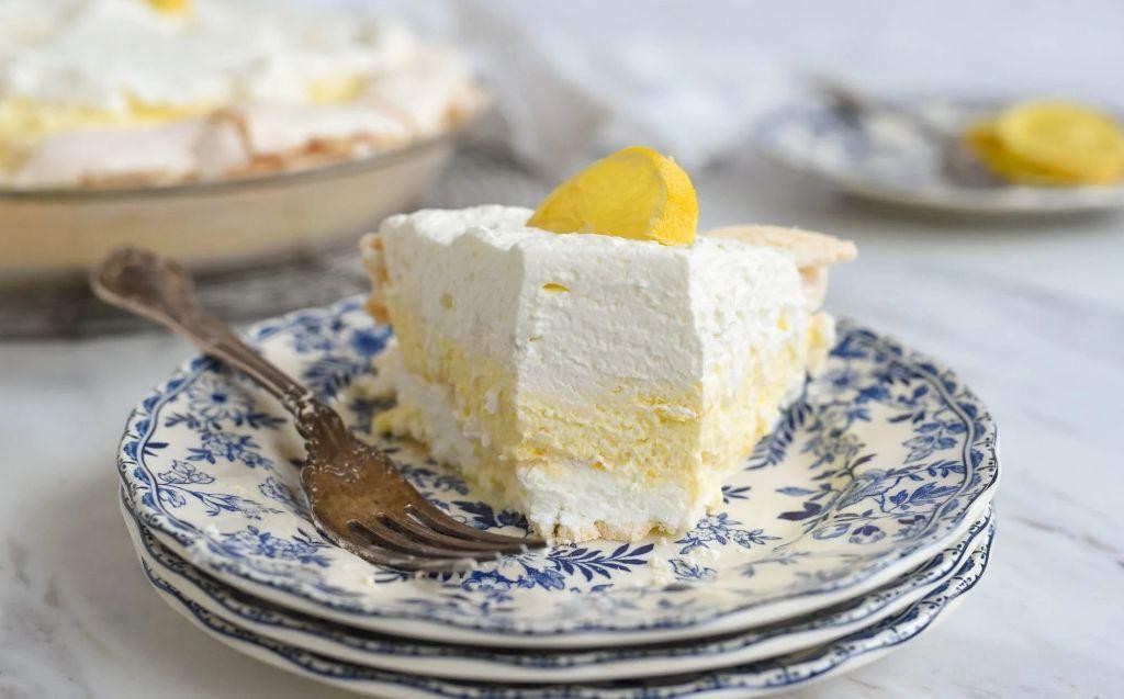 Lucky Leaf Lemon Angel Pie