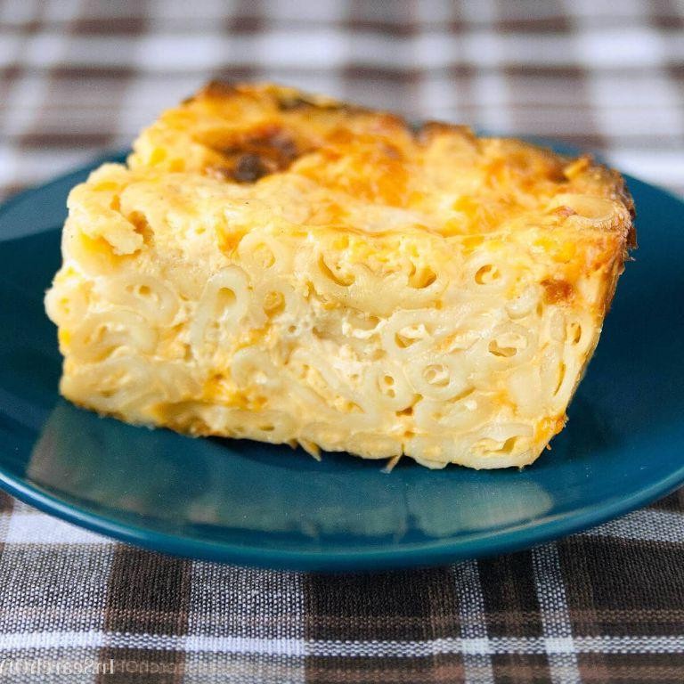 Mac and Cheese Pie