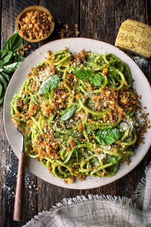 Macaroni with Pesto and Pine Nuts