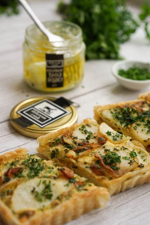 Marinated Artichoke Heart and Goat Cheese Tart