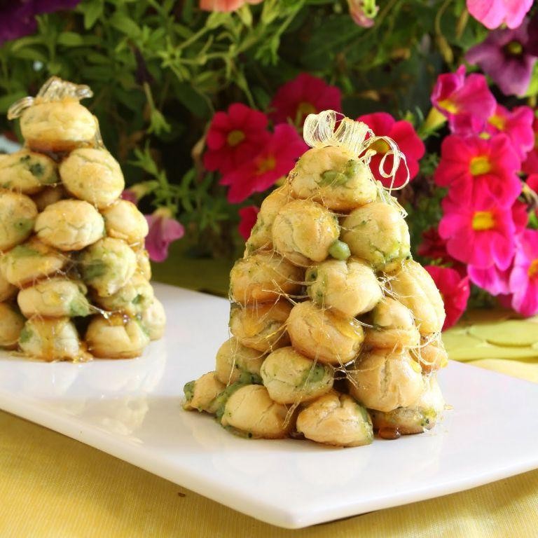 Matcha Green Tea Croque en Bouche