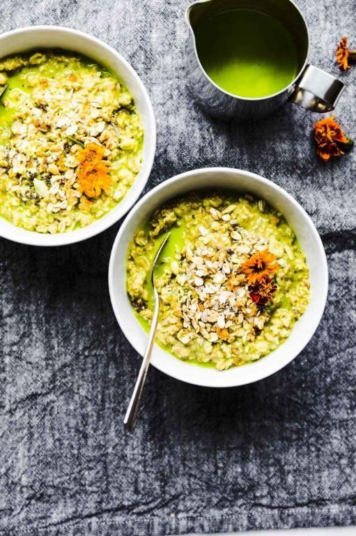 Matcha Green Tea Low Calorie Oatmeal