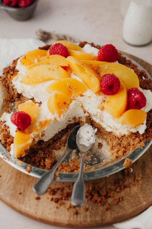 Mini Graham Cracker Crust Peach Pies