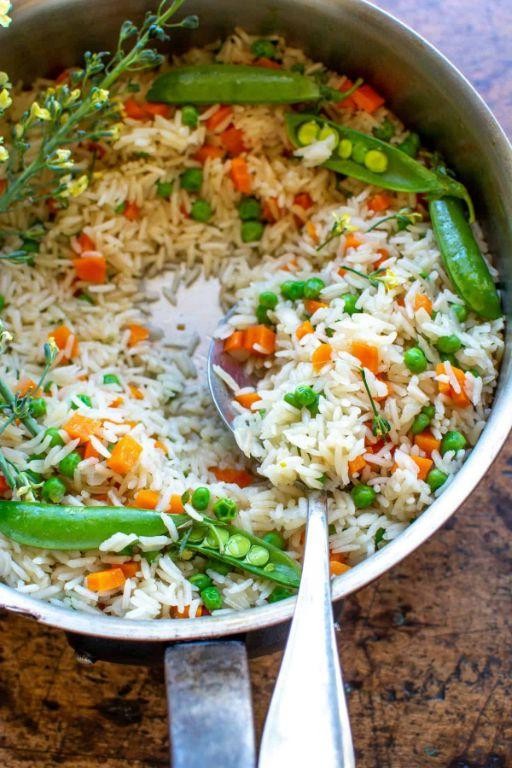 Minute Rice with Peas and Carrots